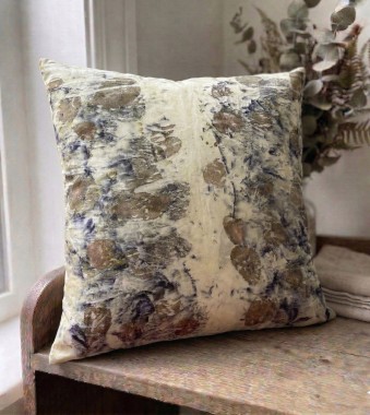 Jedwabna unikatowa poduszka 