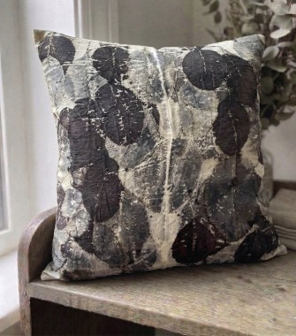 Jedwabna unikatowa poduszka 